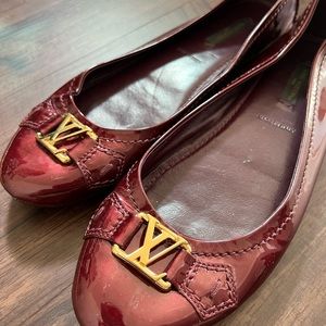 Louis Vuitton Flats 38